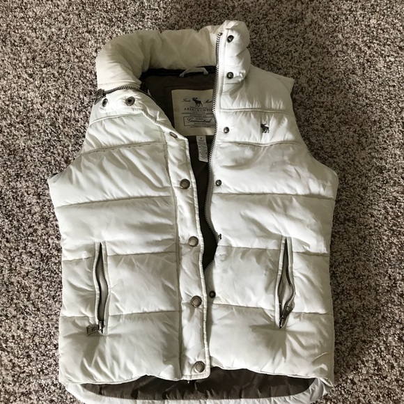 Abercrombie & Fitch Jackets & Blazers - Super warm vest Abercrombie & Fitch Jackets & Blazers - Super warm vest